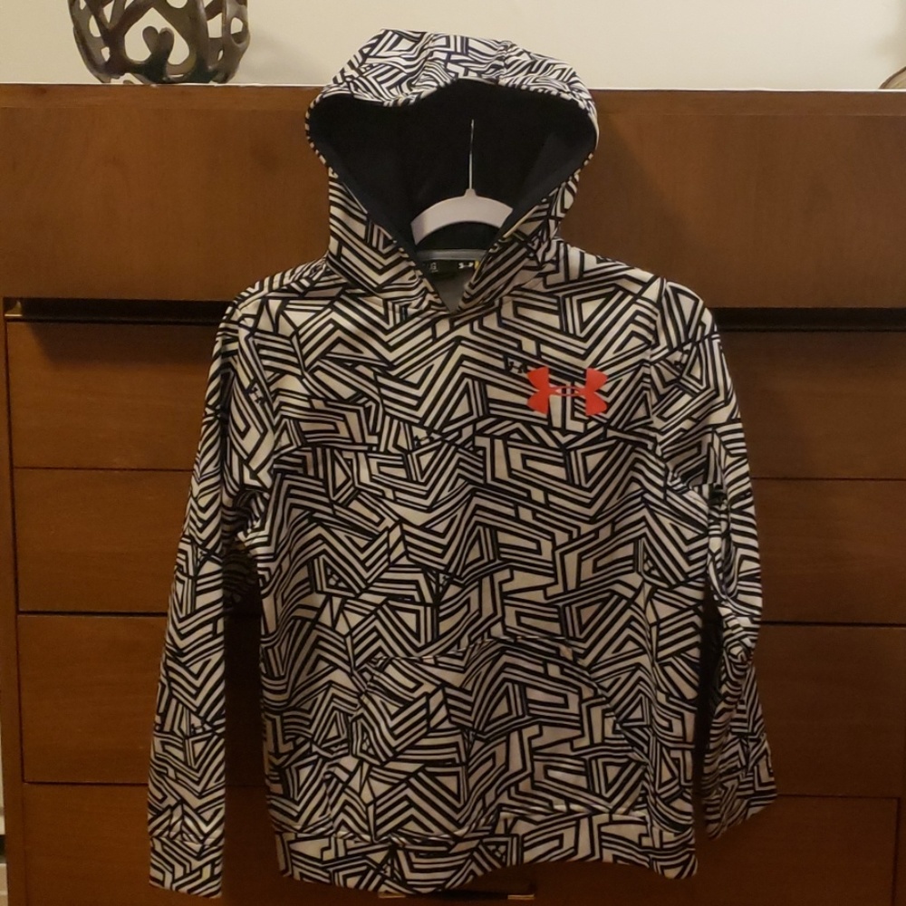 Under Armour Hooded SweatShirt